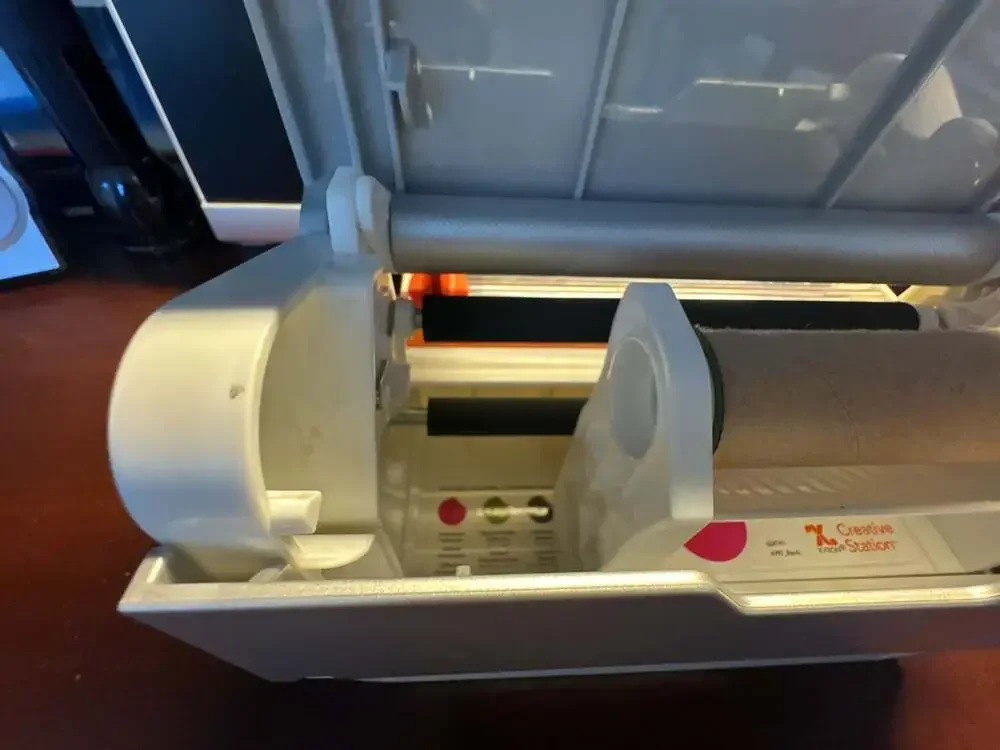 Xyron Creative Station Lite 5-inch Sticker Maker and Laminator